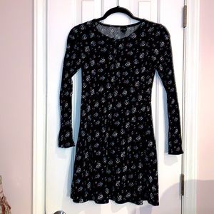 Art Class black long sleeves dress with floral print